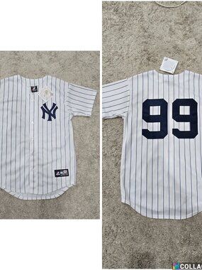 New York Yankees Aaron Judge #99 Youth Kids Pinstripe Majestic MLB Jersey Large